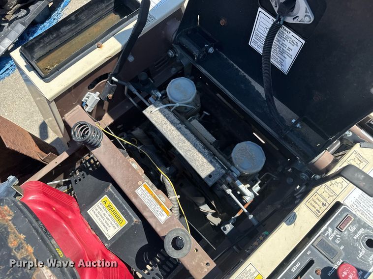 image for item ER2104 1996 Grasshopper 614 ZTR lawn mower