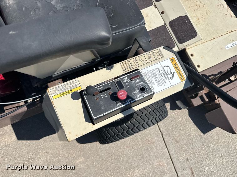 image for item ER2104 1996 Grasshopper 614 ZTR lawn mower