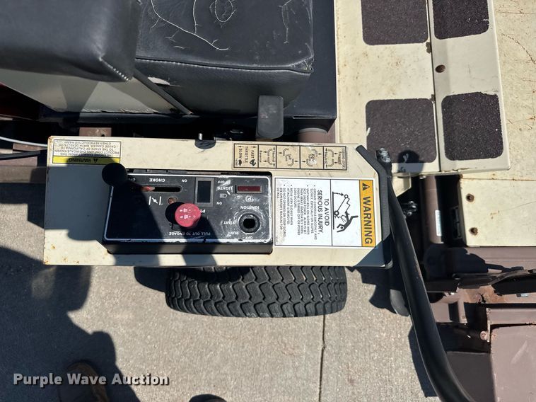 image for item ER2104 1996 Grasshopper 614 ZTR lawn mower