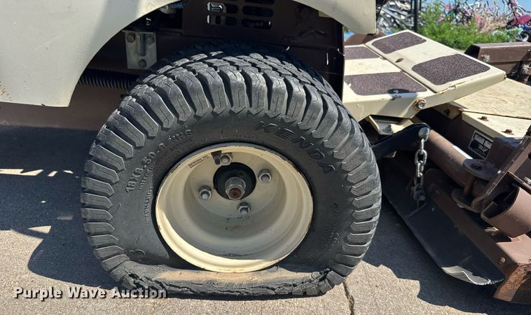 image for item ER2104 1996 Grasshopper 614 ZTR lawn mower