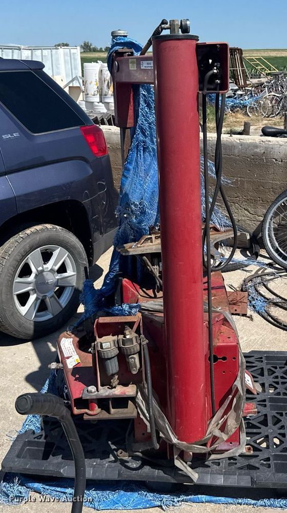 image for item ER2105 Coats tools