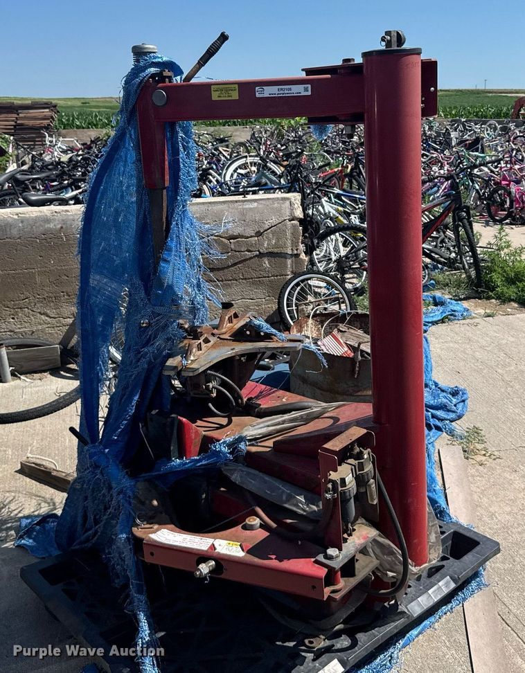 image for item ER2105 Coats tools