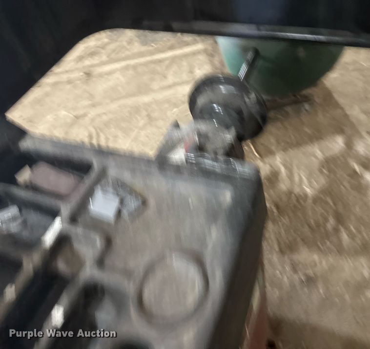 image for item ER2105 Coats tools