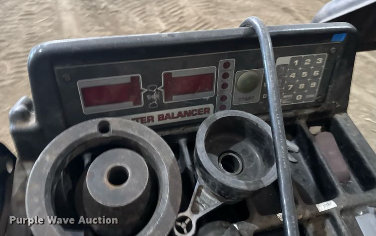 image for item ER2105 Coats tools