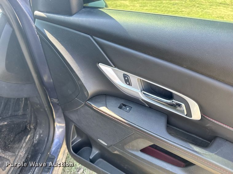 image for item ER2106 2013 GMC Terrian SUV