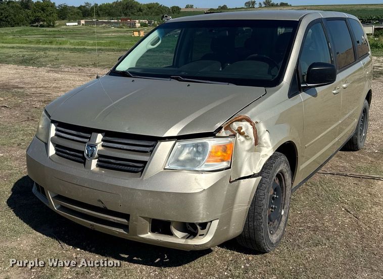 image for item ER2107 2010 Dodge Grand Caravan van