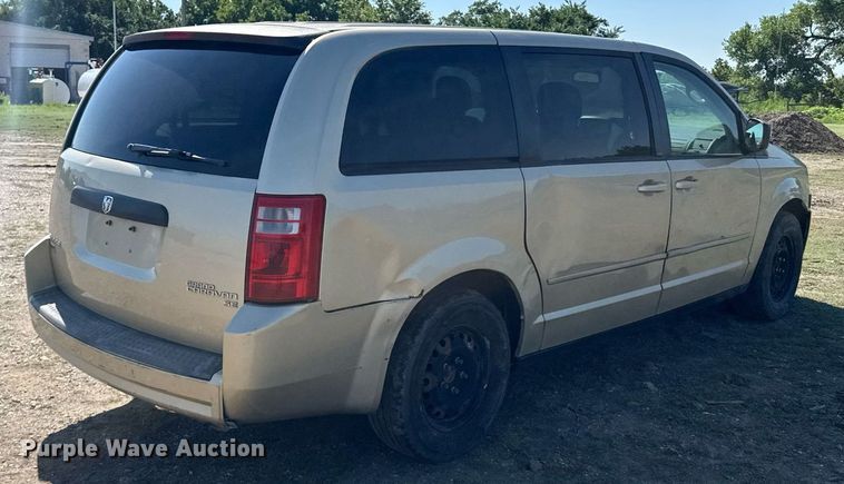 image for item ER2107 2010 Dodge Grand Caravan van