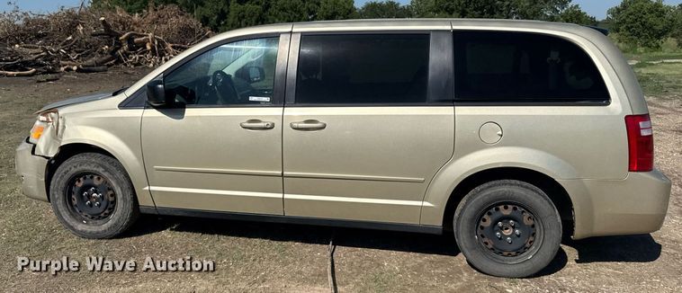image for item ER2107 2010 Dodge Grand Caravan van