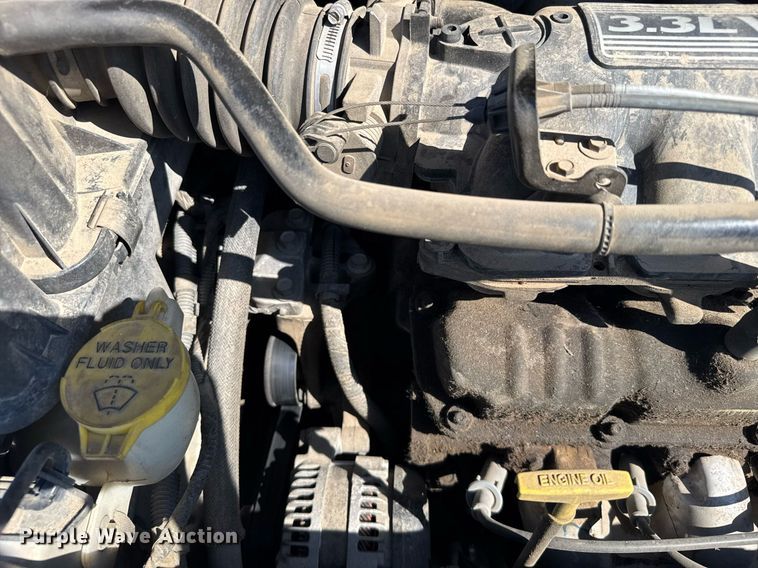 image for item ER2108 2003 Dodge Caravan van