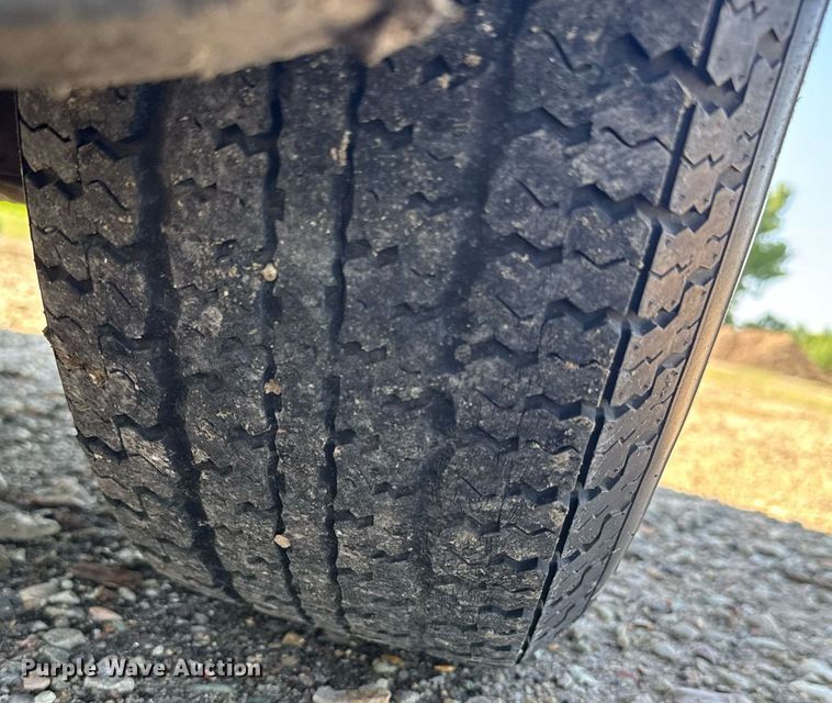 image for item ER2108 2003 Dodge Caravan van