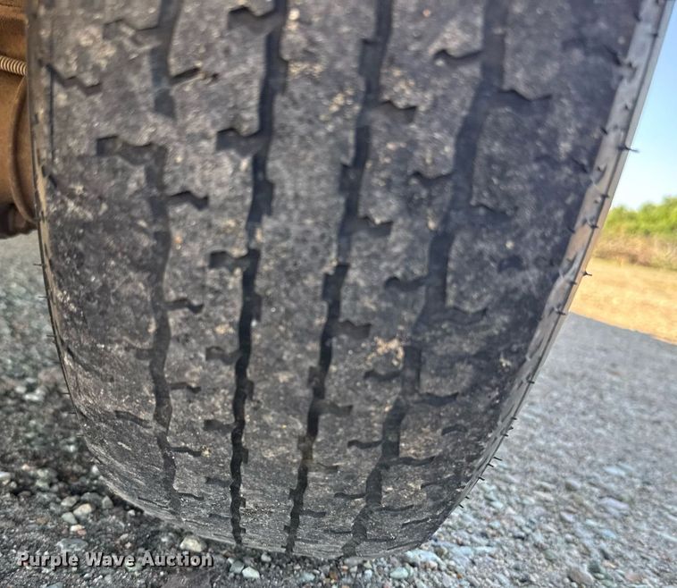 image for item ER2108 2003 Dodge Caravan van