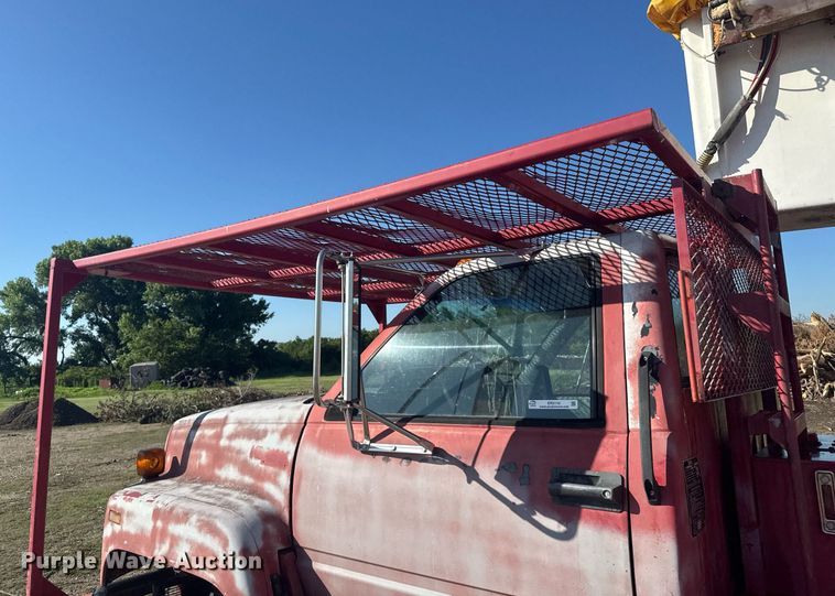 image for item ER2110 1992 Chevrolet Kodiak C6500 forestry bucket truck