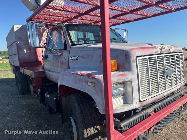 image for item ER2110 1992 Chevrolet Kodiak C6500 forestry bucket truck