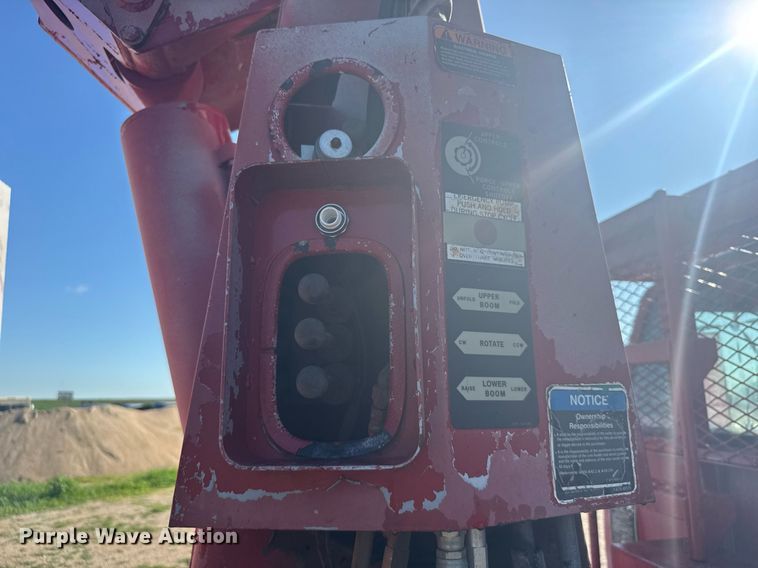 image for item ER2110 1992 Chevrolet Kodiak C6500 forestry bucket truck