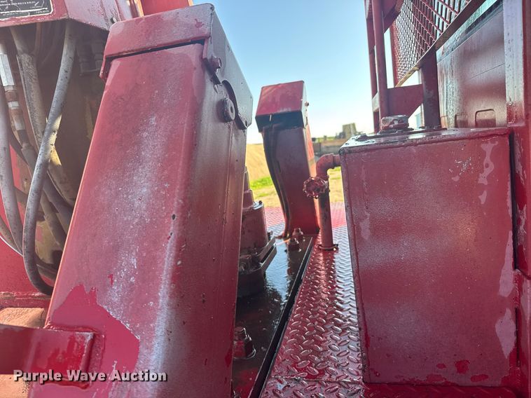 image for item ER2110 1992 Chevrolet Kodiak C6500 forestry bucket truck