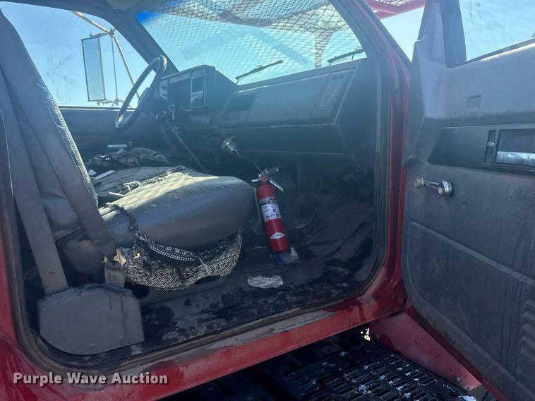 image for item ER2110 1992 Chevrolet Kodiak C6500 forestry bucket truck