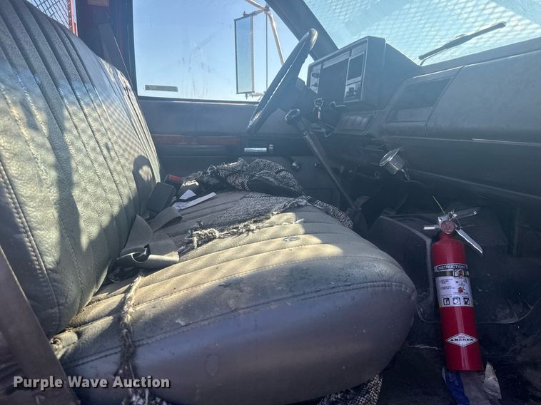 image for item ER2110 1992 Chevrolet Kodiak C6500 forestry bucket truck