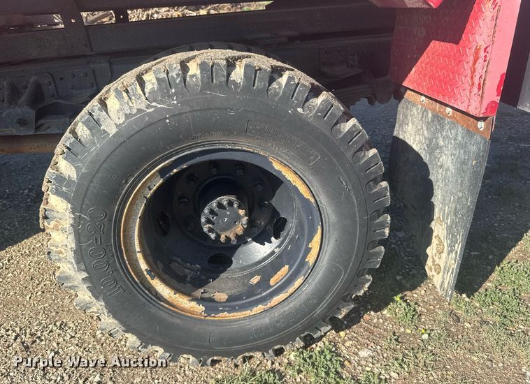 image for item ER2110 1992 Chevrolet Kodiak C6500 forestry bucket truck