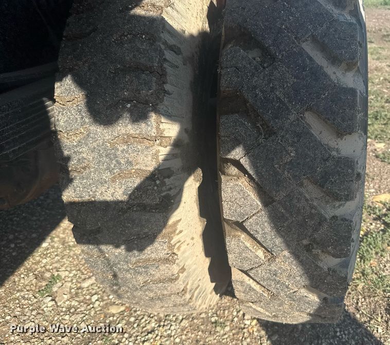 image for item ER2110 1992 Chevrolet Kodiak C6500 forestry bucket truck