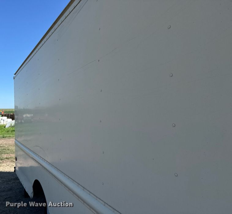 image for item ER2111 1991 Chevrolet P30 delivery truck