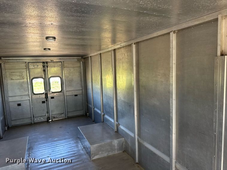 image for item ER2111 1991 Chevrolet P30 delivery truck