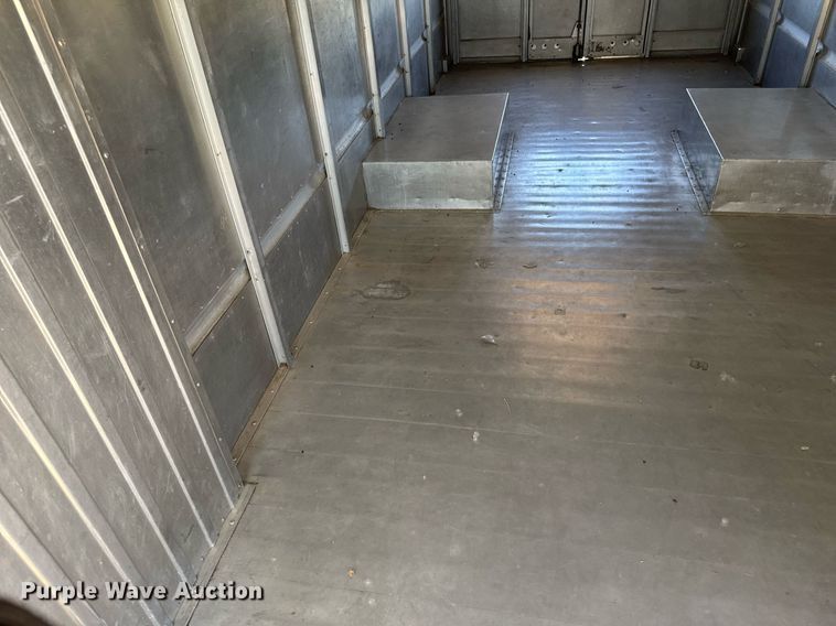 image for item ER2111 1991 Chevrolet P30 delivery truck