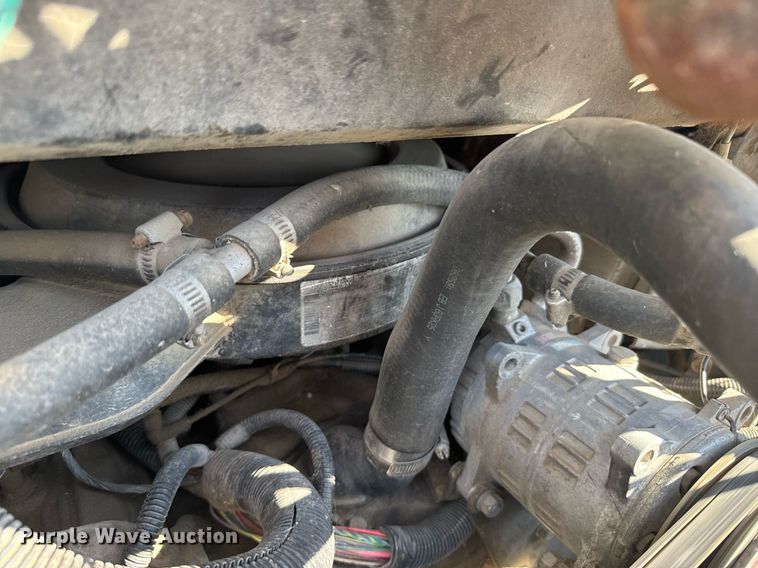 image for item ER2111 1991 Chevrolet P30 delivery truck