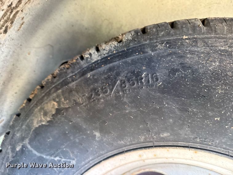 image for item ER2111 1991 Chevrolet P30 delivery truck