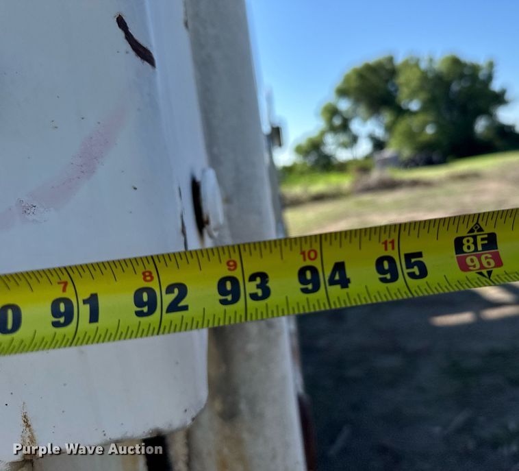 image for item ER2112 1986 Mack MR685P refuse truck