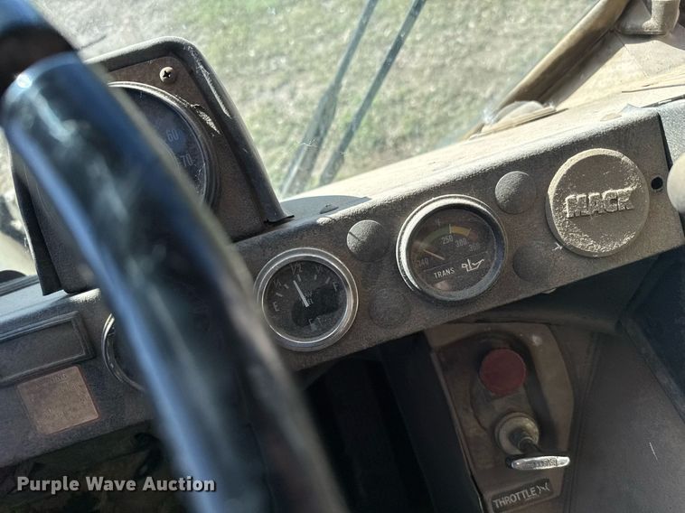 image for item ER2112 1986 Mack MR685P refuse truck