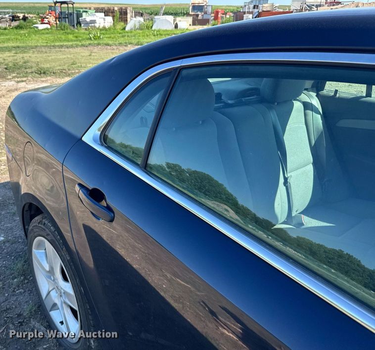 image for item ER2113 2011 Chevrolet Malibu 