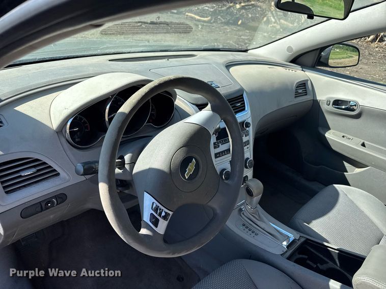 image for item ER2113 2011 Chevrolet Malibu 