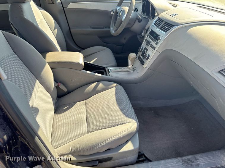 image for item ER2113 2011 Chevrolet Malibu 