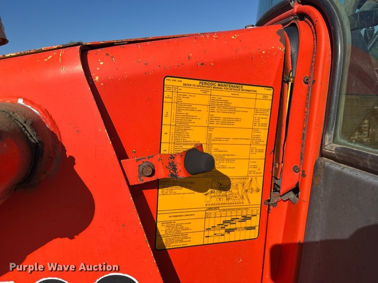 image for item ER2114 1988 John Deere 310C backhoe