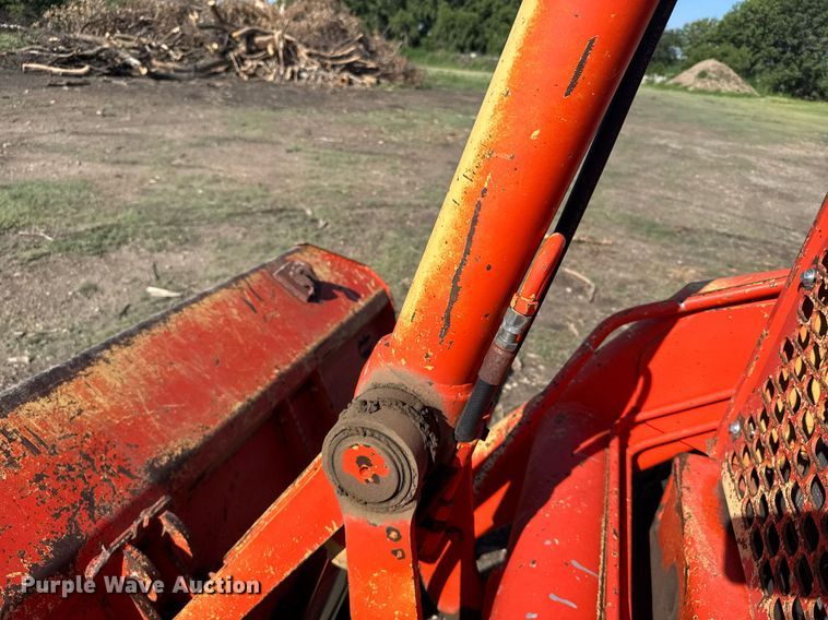 image for item ER2114 1988 John Deere 310C backhoe