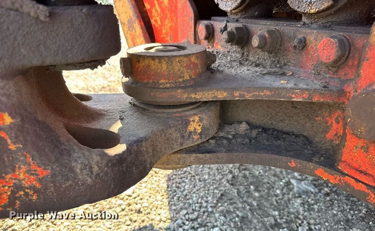 image for item ER2114 1988 John Deere 310C backhoe