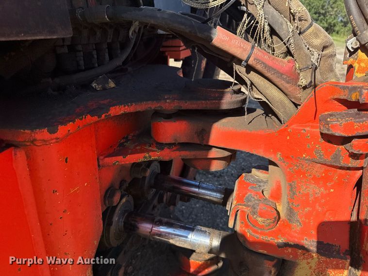 image for item ER2114 1988 John Deere 310C backhoe