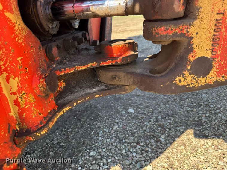 image for item ER2114 1988 John Deere 310C backhoe