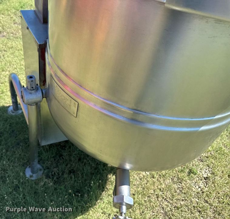 image for item ER2115 Cleveland KGL-60-T steam kettle