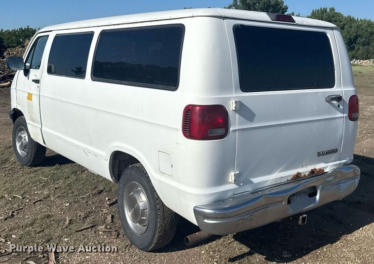 image for item ER2116 1997 Dodge Ram Wagon B3500 van