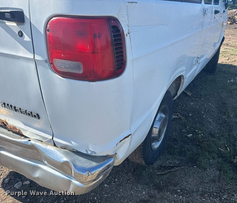 image for item ER2116 1997 Dodge Ram Wagon B3500 van