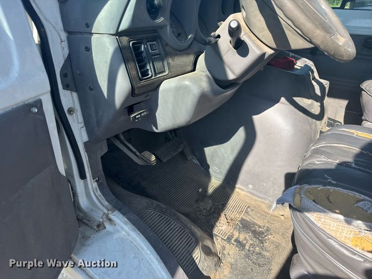 image for item ER2116 1997 Dodge Ram Wagon B3500 van