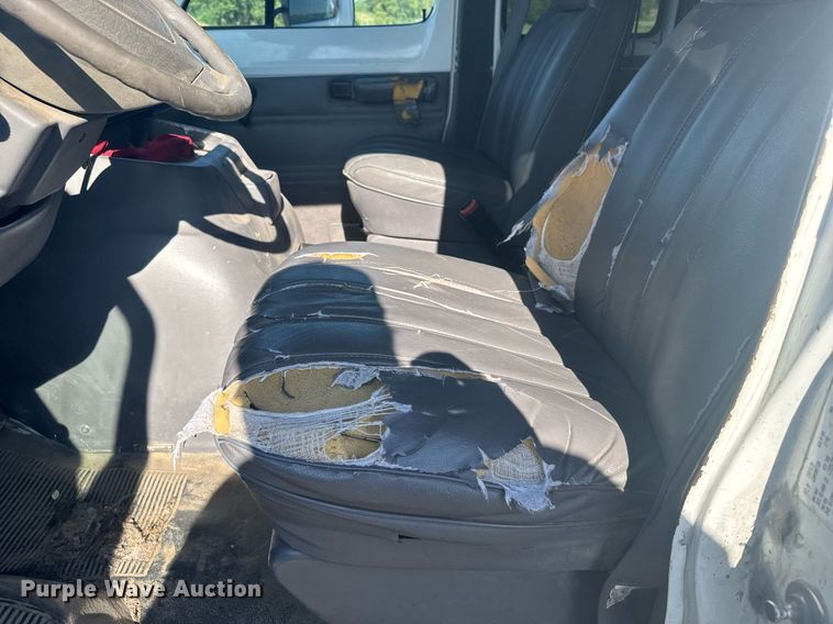 image for item ER2116 1997 Dodge Ram Wagon B3500 van