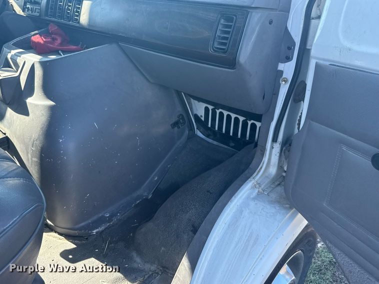 image for item ER2116 1997 Dodge Ram Wagon B3500 van