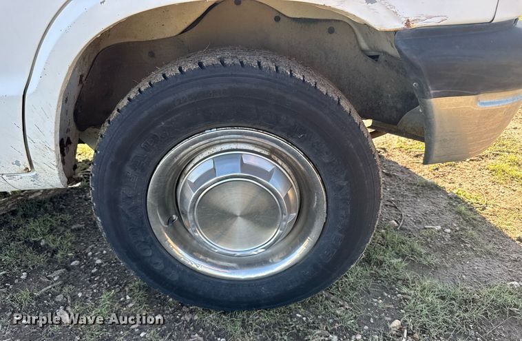 image for item ER2116 1997 Dodge Ram Wagon B3500 van