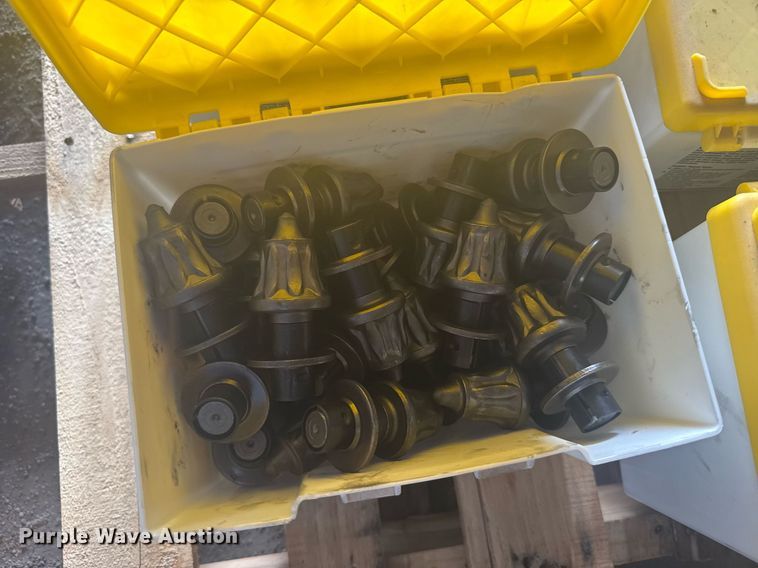 image for item ER2130 (12) Caterpillar 533-5760 reclaimer bits