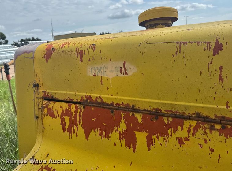 image for item ER2134 1969 Schramn 375 air compressor