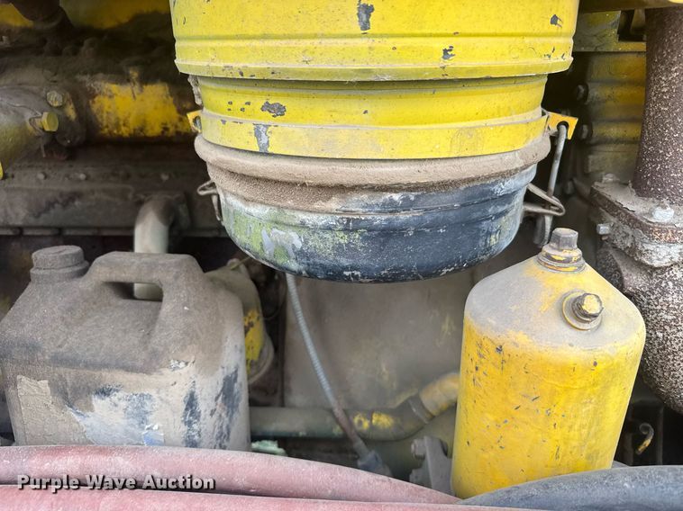 image for item ER2134 1969 Schramn 375 air compressor