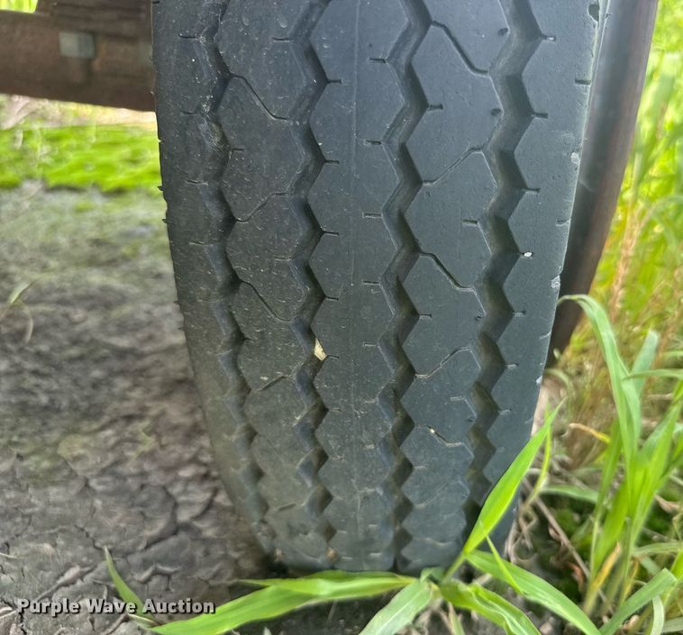 image for item ER2134 1969 Schramn 375 air compressor