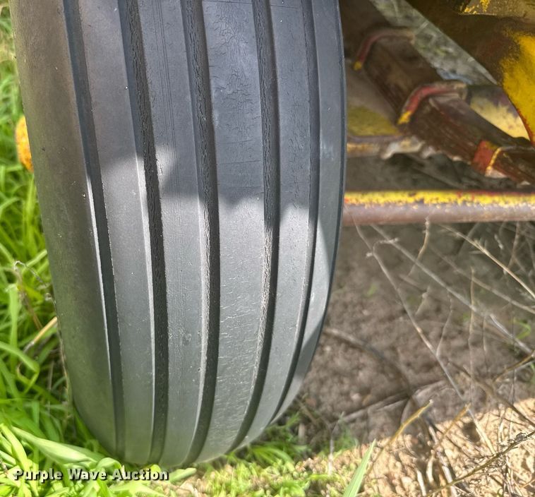 image for item ER2134 1969 Schramn 375 air compressor